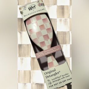 Mackenzie Childs Wet Brush Pink Checkered Detangler
